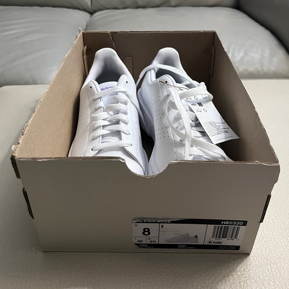 NWB - Adidas Advantage Women’s Sneaker HR0320 - EU 40/US 8 - Picture 10 of 11